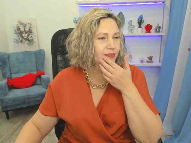 NinaStarle NinaStarle