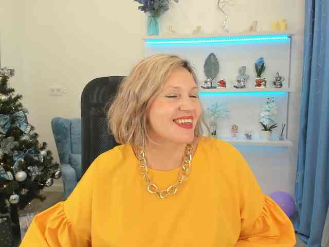 NinaStarle NinaStarle