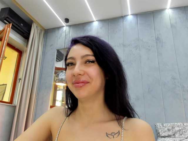 Sex chat gratuit in direct cu Eva-Skyy pe BongaCams