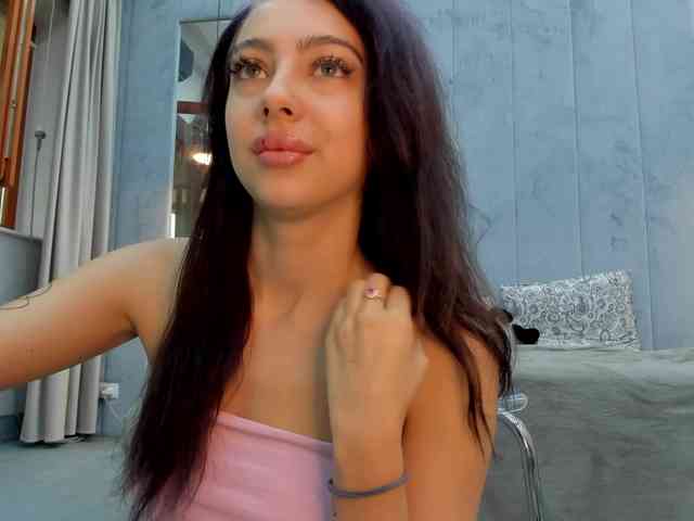 Eva-Skyy webcam
