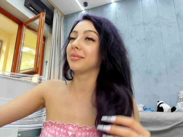 Eva-Skyy webcam