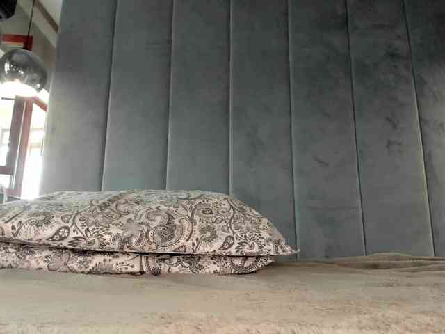 Eva-Skyy webcam