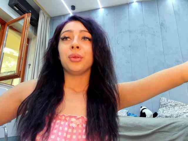 Eva-Skyy webcam