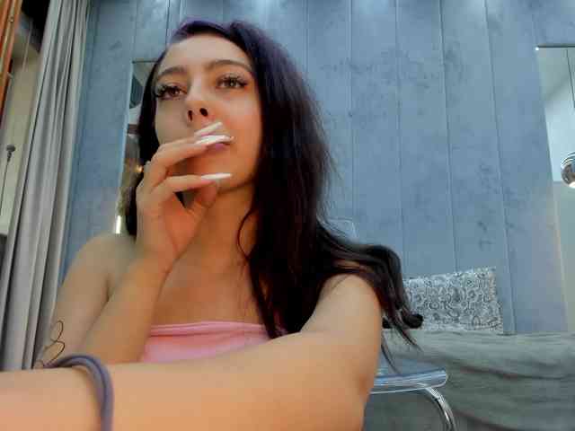 Eva-Skyy webcam