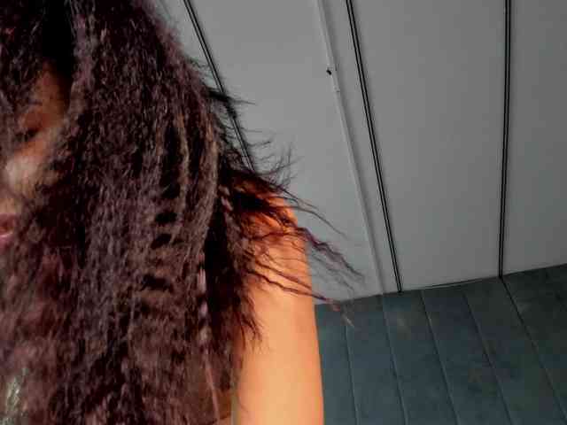 Eva-Skyy webcam