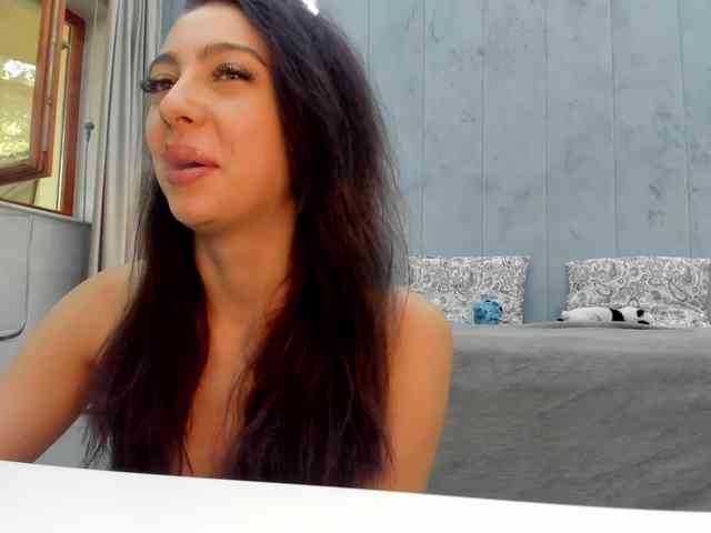 Eva-Skyy webcam