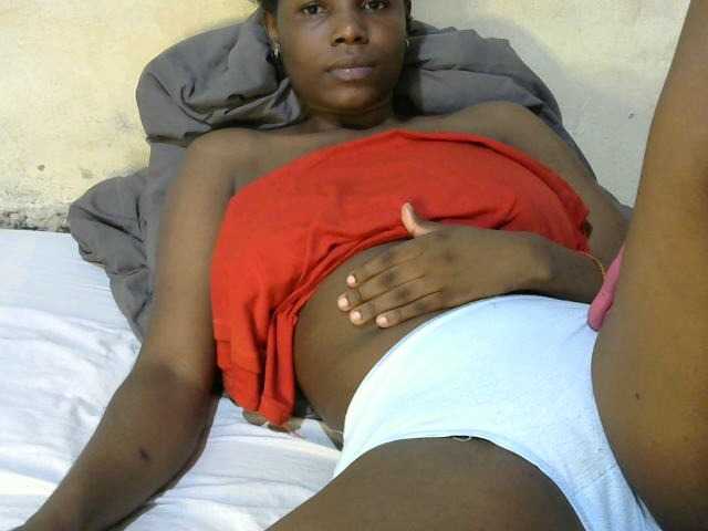 Pretty-princess webcam bongacams model stream image