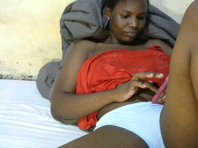 Pretty-princess webcam bongacams model stream image