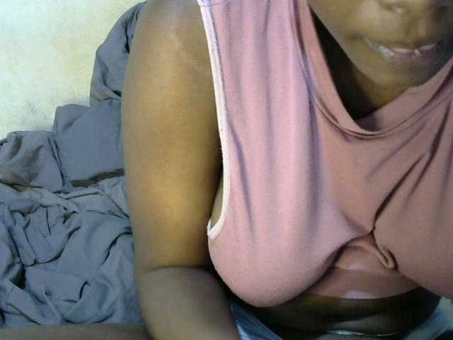 Pretty-princess webcam bongacams model stream image