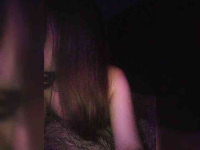 WhisKiss7 webcam