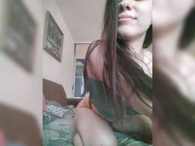 WhisKiss7 webcam