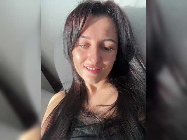 Viksi66's BongaCams show and profile