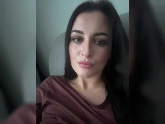 Viksi66's BongaCams show and profile