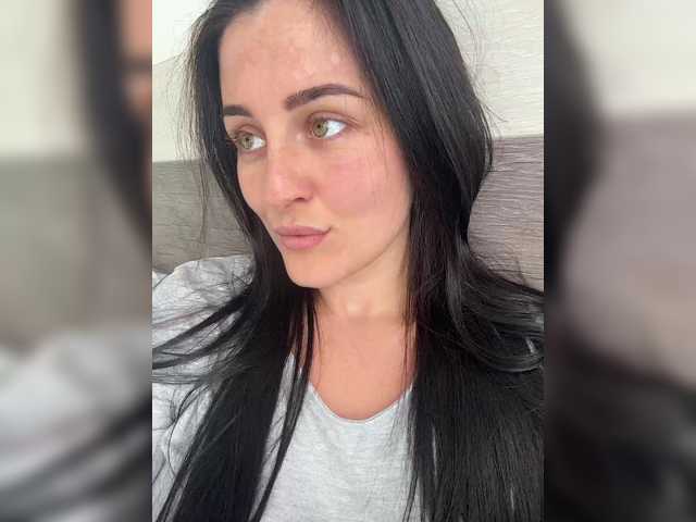 Viksi66's BongaCams show and profile