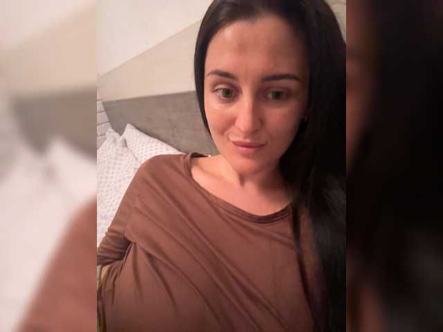 Viksi66's BongaCams show and profile