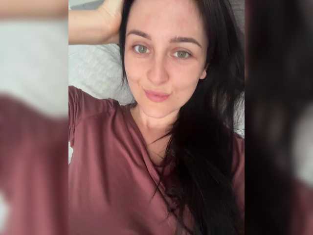 Viksi66's BongaCams show and profile