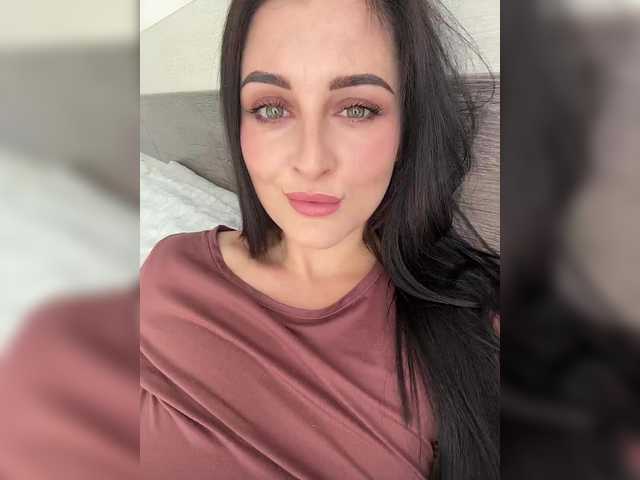 Viksi66 from BongaCams