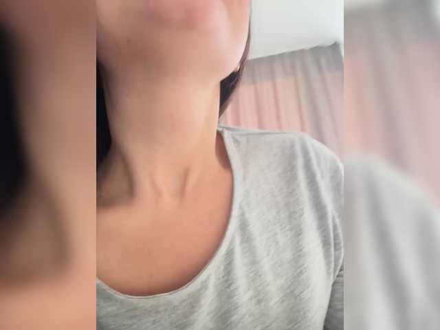 Viksi66's BongaCams show and profile