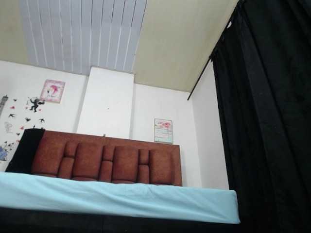 vauroracooper webcam