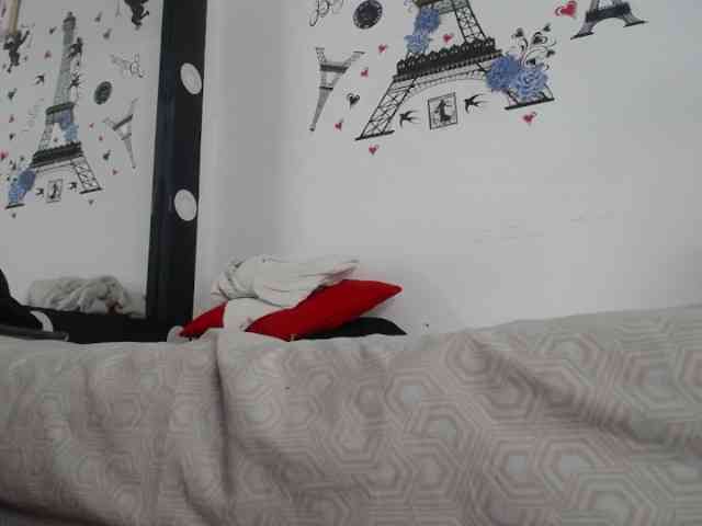 vauroracooper webcam