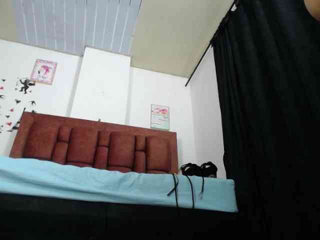 vauroracooper webcam