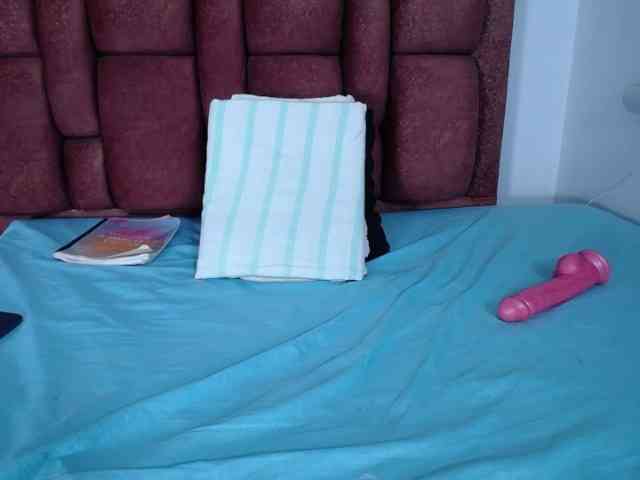 vauroracooper webcam