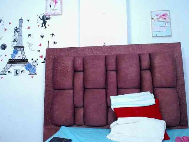 vauroracooper webcam