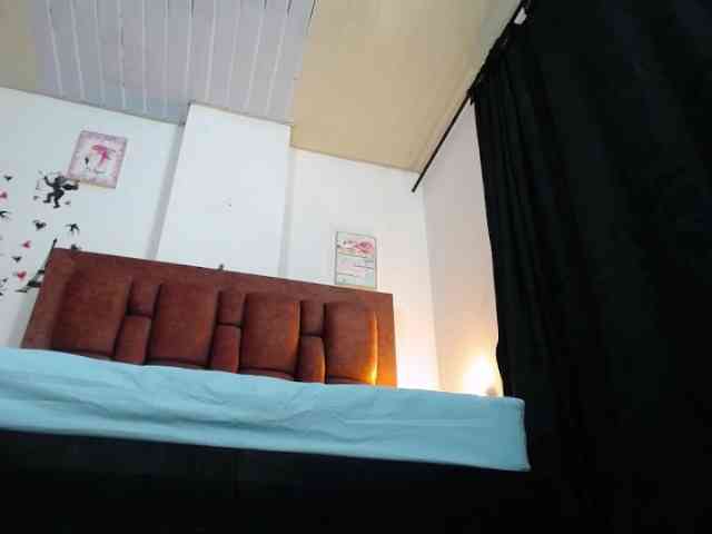 vauroracooper webcam