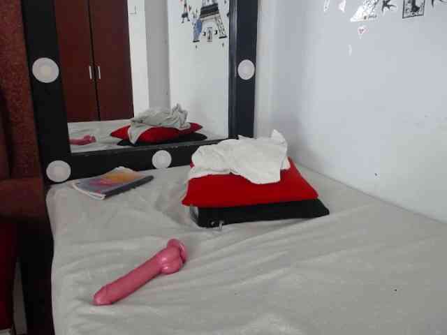 vauroracooper webcam