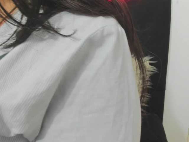 katherine-blair's BongaCams show and profile