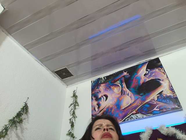 katherine-blair's BongaCams show and profile