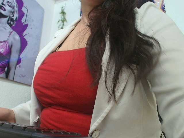 katherine-blair's BongaCams show and profile