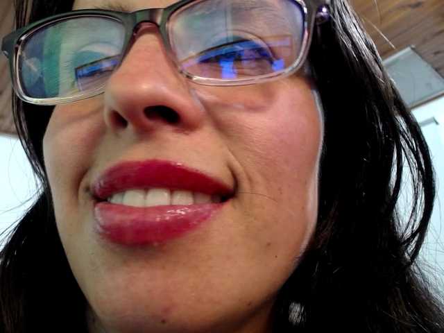  katherine-blair chat room