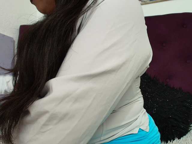 katherine-blair's BongaCams show and profile