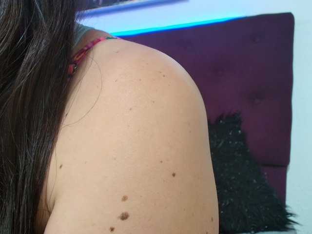 katherine-blair's BongaCams show and profile