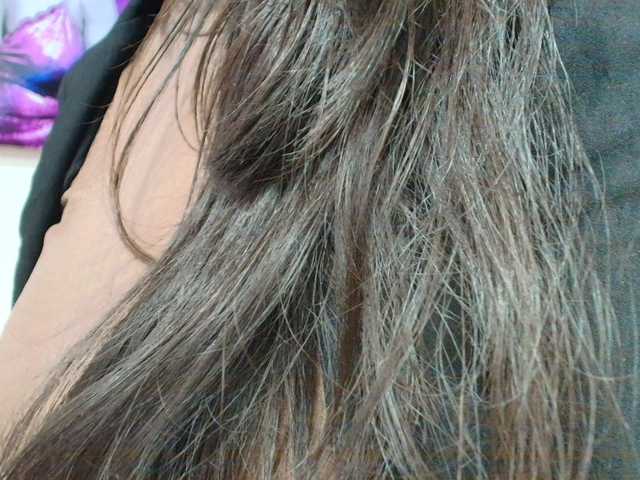 katherine-blair's BongaCams show and profile