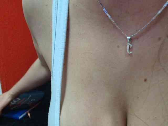 katherine-blair webcam