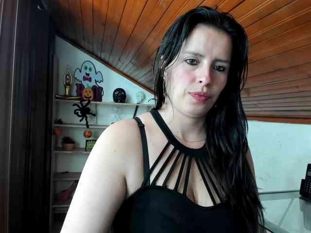 katherine-blair webcam