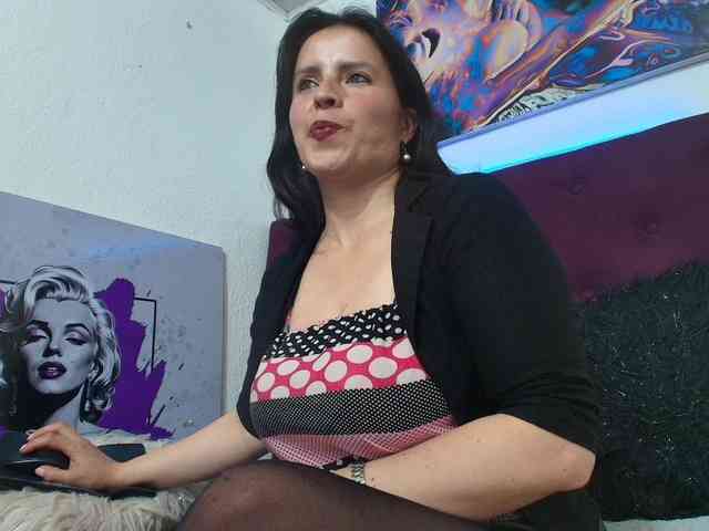 katherine-blair webcam