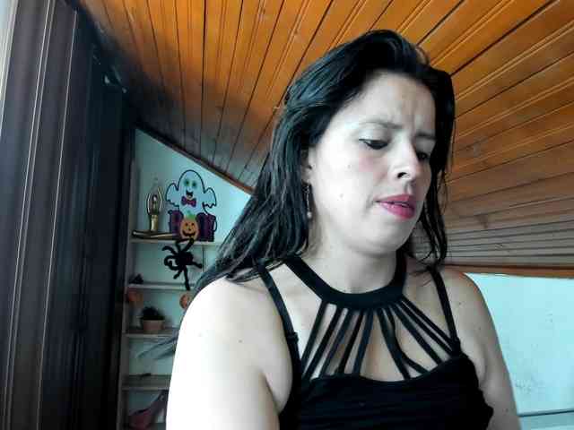 katherine-blair webcam