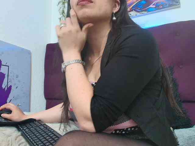 katherine-blair webcam