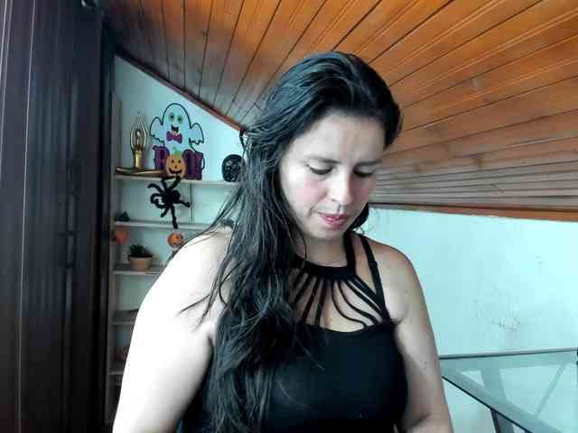 katherine-blair webcam