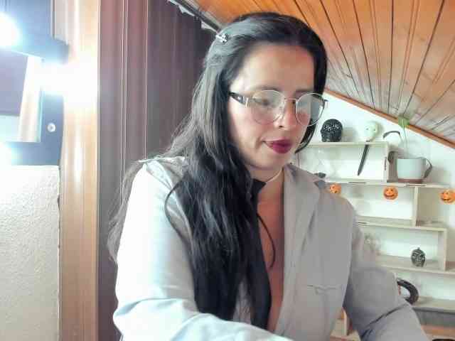 katherine-blair webcam