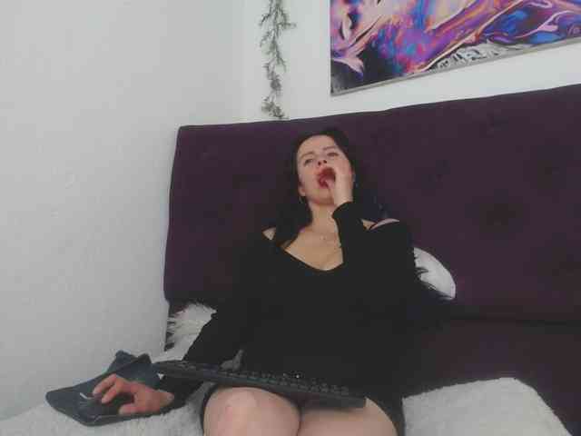 katherine-blair webcam