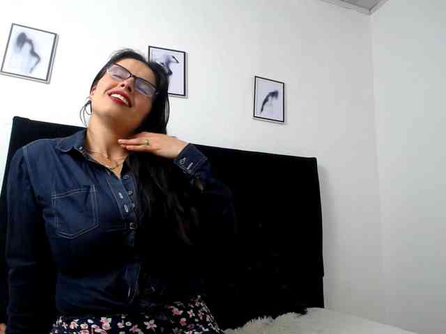 katherine-blair webcam