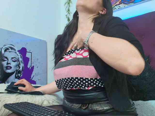 katherine-blair webcam