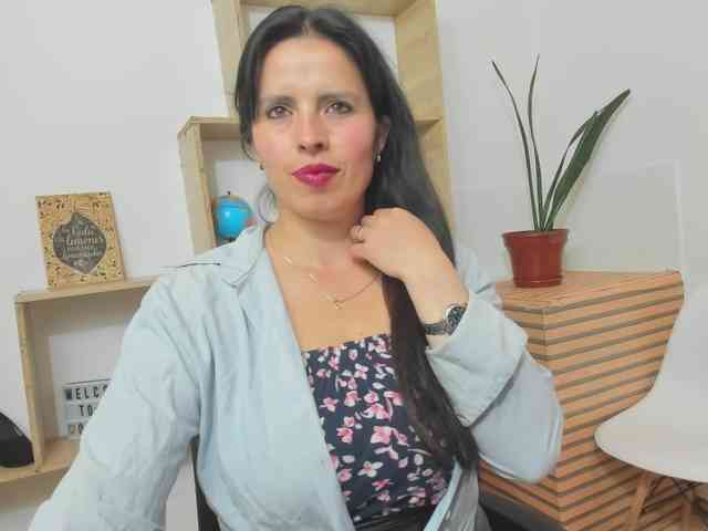 katherine-blair webcam