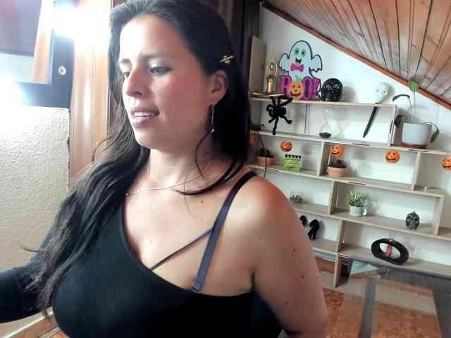 katherine-blair webcam