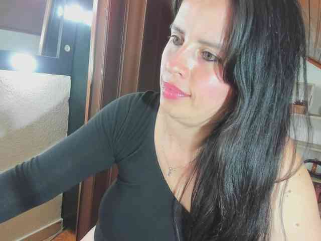 katherine-blair webcam