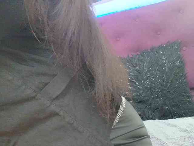 katherine-blair webcam